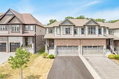 1016 Wright Drive, Midland, ON L4R 0E4