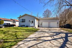 461 Barnes Avenue, Tay, ON L0K 1R0