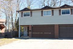 12 Woodgrove Court Lower, Barrie, ON L4M 5B6