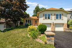 6 Oren Boulevard, Barrie, ON L4N 4M1