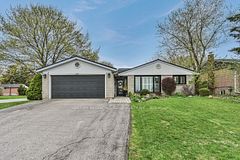 207 Yeates Avenue, Barrie, ON L4N 4C5