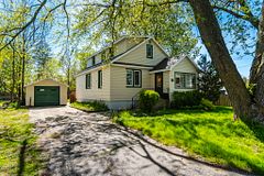 239 Oak Street, Clearview, ON L0M 1S0