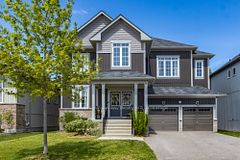 215 Roy Drive, Clearview, ON L0M 1S0