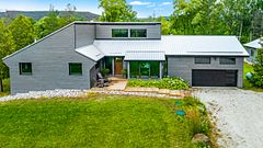 2890 Nottawasaga Conc 10 N, Clearview, ON L9Y 3Y9