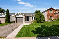 105 Columbia Road, Barrie, ON L4N 8E5
