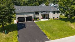 4 Downer Crescent, Wasaga Beach, ON L9Z 1B9