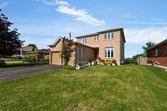 34 Knox Drive, Springwater, ON L0L 1P0