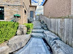20 Prince Of Wales Drive Lower, Barrie, ON L4N 0T5