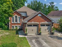 61 Dyer Drive, Wasaga Beach, ON L9Z 1E4
