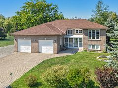 2 Marni Lane, Springwater, ON L0L 2K0