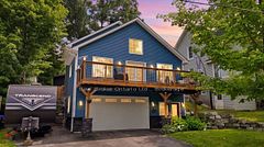 1A Clarence Avenue, Penetanguishene, ON L9M 1A9