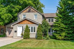 71 Hickory Street, Collingwood, ON L9Y 3E7