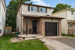 211 Hickling Trail, Barrie, ON L4M 5W6