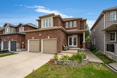 77 Graihawk Drive, Barrie, ON L4N 6G7