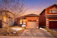 27 Athabaska Road, Barrie, ON L4N 8C9