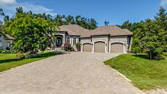 18 Lloyd Cook Drive W, Springwater, ON L4M 4S4