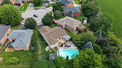 14 HUNTER Court, Springwater, ON L0L 1P0