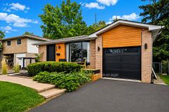 20 Cynthia Court, Barrie, ON L4M 2X4