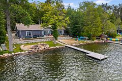 86 Andrew Drive, Tiny, ON L9M 0B4