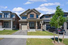 12 Kingsbury Trail, Barrie, ON L9J 0W9