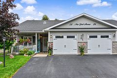 28 New York Avenue, Wasaga Beach, ON L9Z 3A8