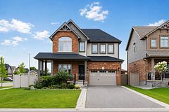 2 Pennell Drive, Barrie, ON L4N 6H2