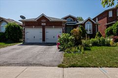 245 Pringle Drive, Barrie, ON L4N 0P4