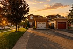 35 Victorway Drive, Barrie, ON L4N 9L3