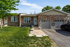 816 Jane Boulevard, Midland, ON L4R 5M4