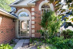 5 Goldsmith Place, Wasaga Beach, ON L9Z 1E4