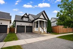 3 Maple Crown Terrace, Barrie, ON L4M 7H3