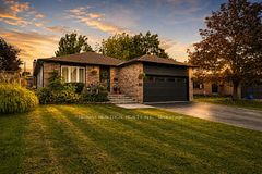 55 Laurie Crescent, Barrie, ON L4M 6C7