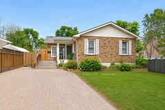 7 WESLEY Street, Barrie, ON L4N 2A4