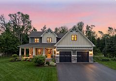 2029 Elana Drive, Severn, ON L3V 0C1