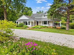 262 Batteaux Road, Clearview, ON L9Y 3Z1