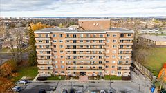 414 Blake Street 706, Barrie, ON L4M 5J7