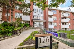 126 Bell Farm Road B05, Barrie, ON L4M 6J3