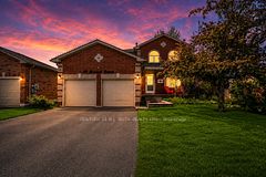 42 Farmstead Crescent, Barrie, ON L4N 8S1