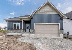 37 Harold Avenue, Severn, ON L0K 1E0