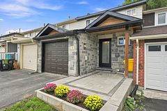 36 Chaucer Crescent, Barrie, ON L4N 4T7