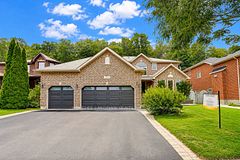 31 Crimson Ridge Road, Barrie, ON L4N 9R8