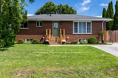 553 Spruce Street, Collingwood, ON L9Y 3H9