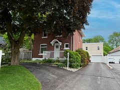443 Elizabeth Street, Midland, ON L4R 1Z7