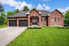 82 Diamond Valley Drive, Oro-Medonte, ON L0L 2E0