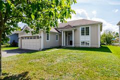 252 Spruce Street, Clearview, ON L0M 1S0