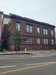 19 Dunlop Street W 105, Barrie, ON L4N 1A1