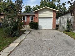 139 Hickling Trail, Barrie, ON L4M 5T7
