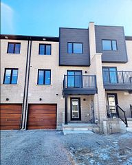 32 Silo Mews, Barrie, ON L9J 0C2