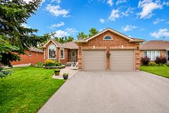 51 Johnson Street, Orillia, ON L3V 7R9