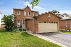 7 Penton Drive, Barrie, ON L4N 7A3